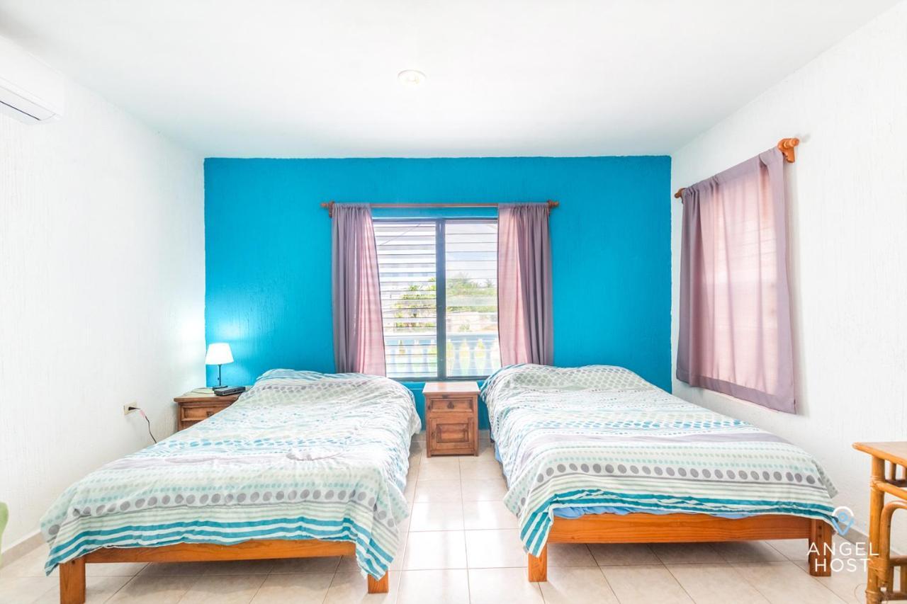 Malecon Beach House In Progreso 1 Block From Beach Εξωτερικό φωτογραφία