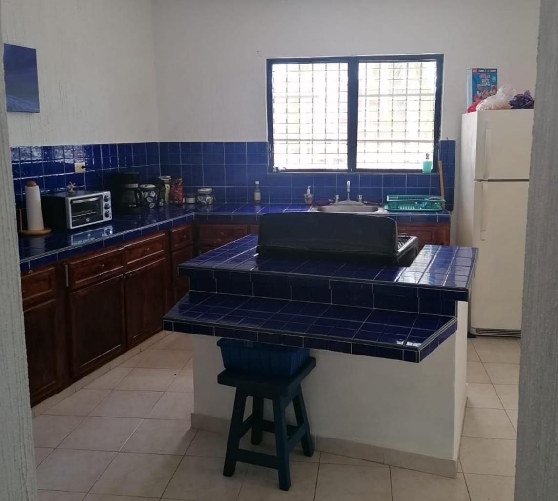 Malecon Beach House In Progreso 1 Block From Beach Εξωτερικό φωτογραφία